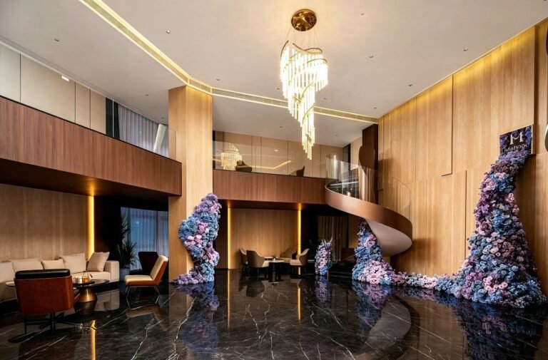 Hotel lobby interior in a 10,000 m² chain hotel project